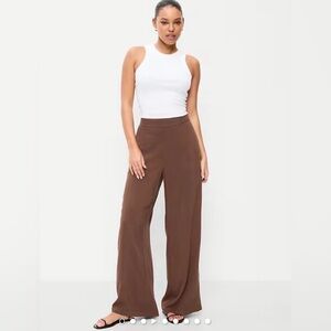 Old Navy: High-Waisted Wide-Leg Playa Pant Petite Medium
